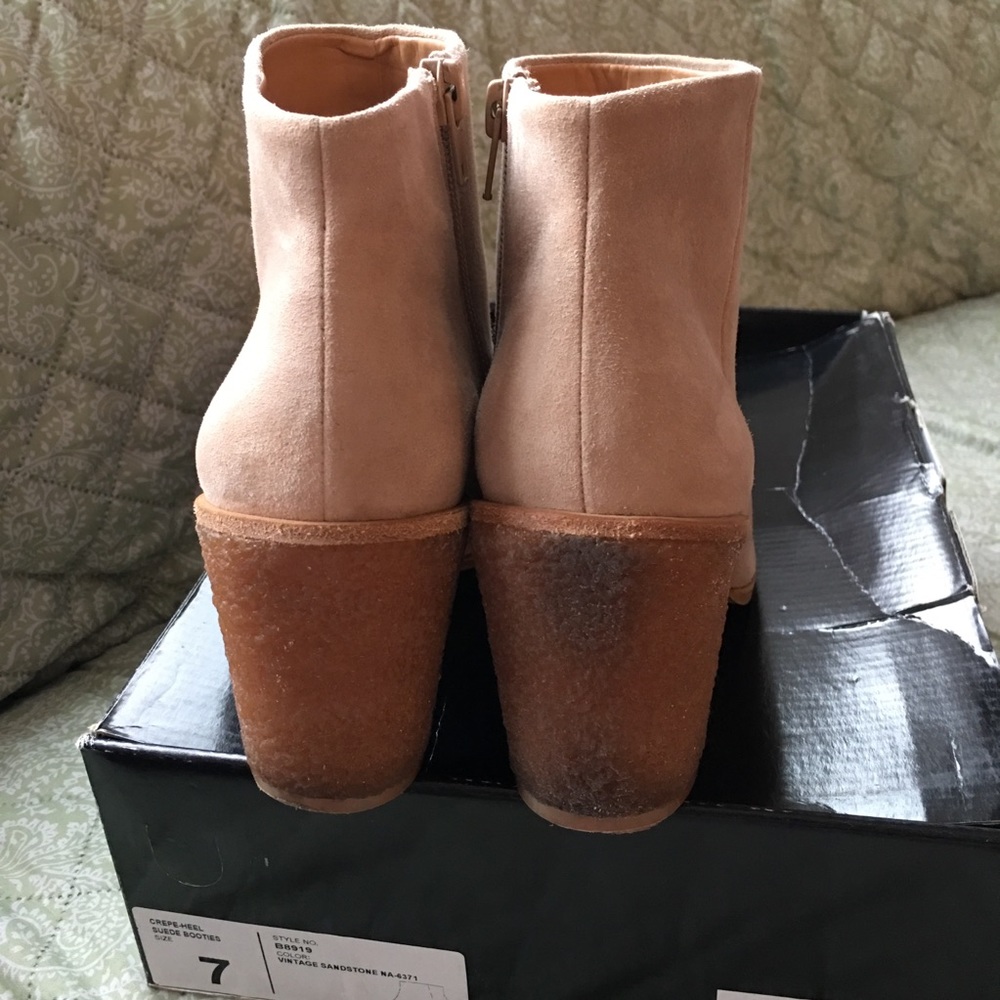 Jcrew crepe heel suede ankle booties women’s 7 - Picture 3 of 8